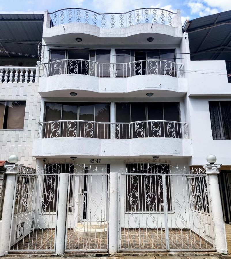 Hospedaje Casa Aurora Cali Exterior photo