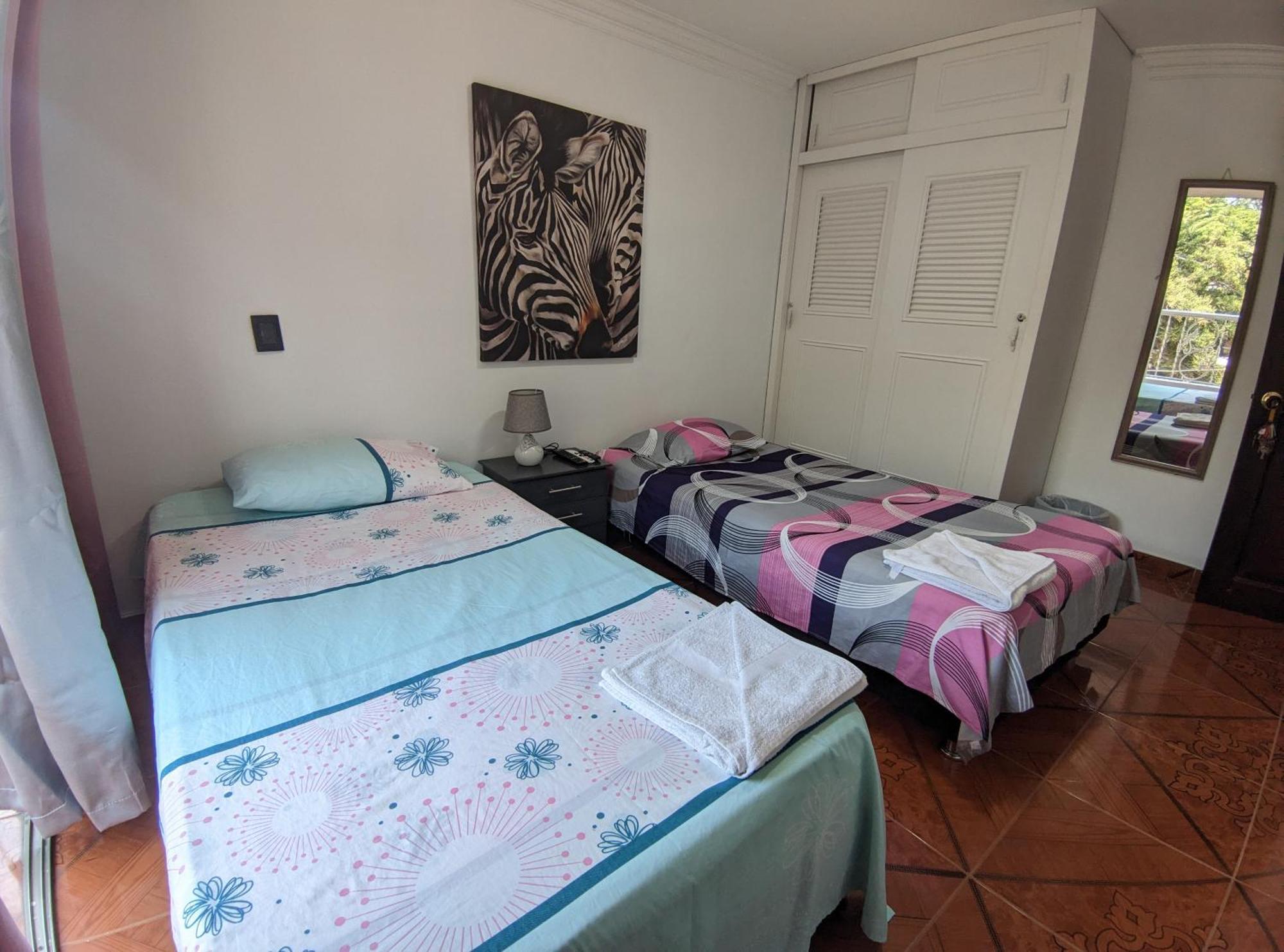Hospedaje Casa Aurora Cali Room photo